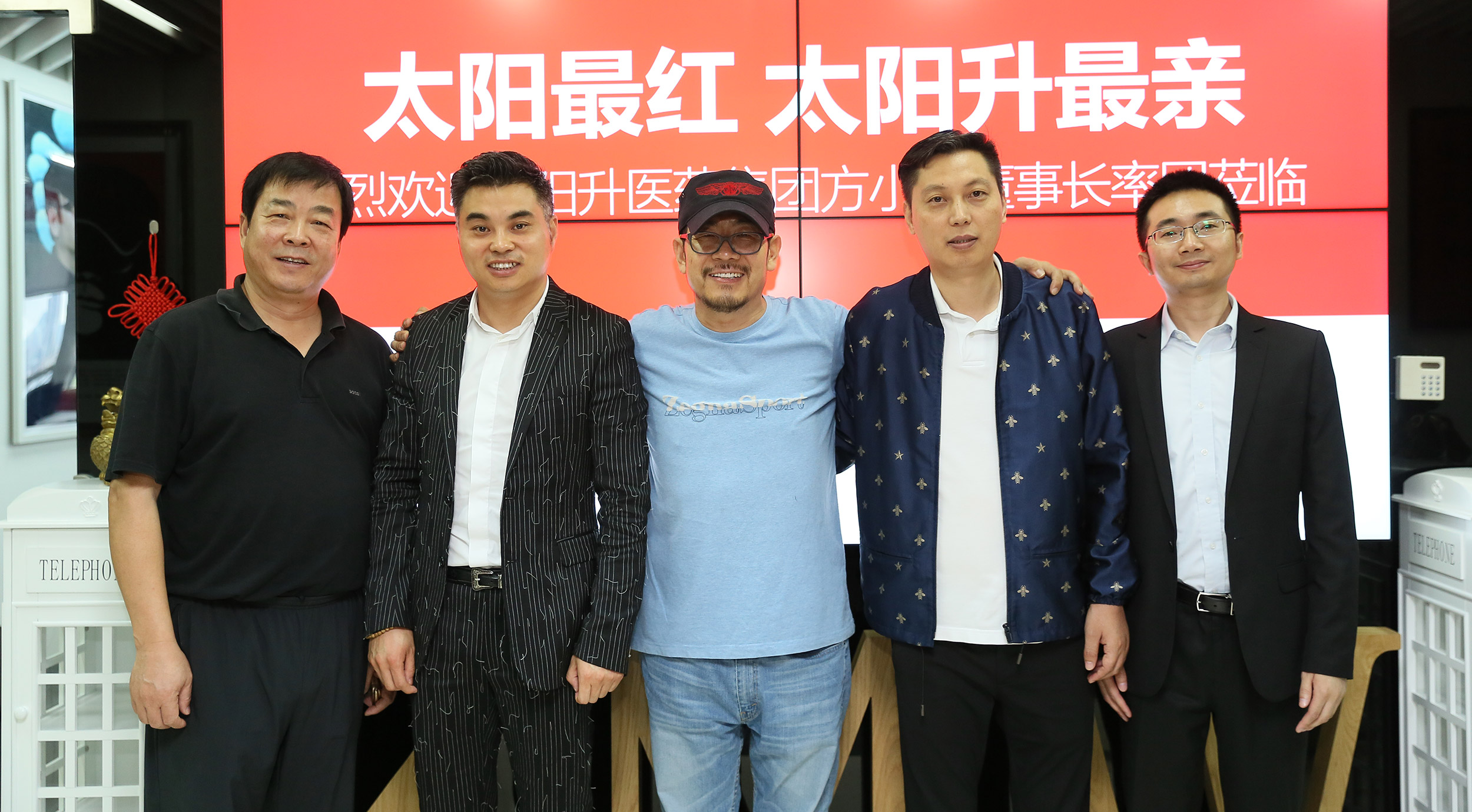 我爱太阳升张默闻年度佳作重磅出炉